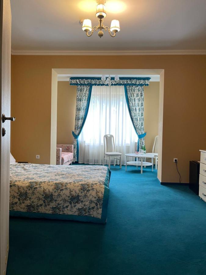 Provans Bohorodchany Exteriér fotografie